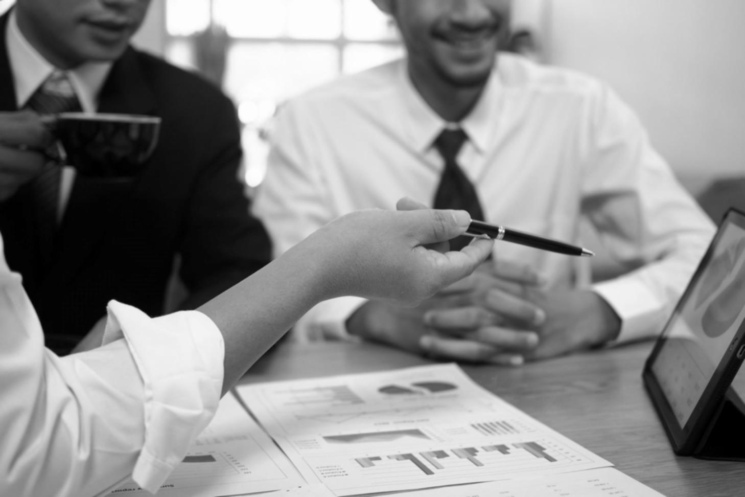 Sesión interactiva sobre análisis de desviaciones presupuestarias